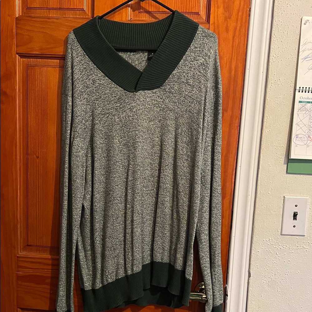 Sean John men’s sweatshirt